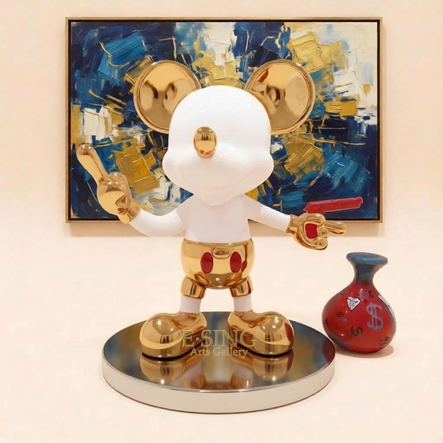 Life Size Resin Fiberglass Mickey Mouse Statue for Garden
